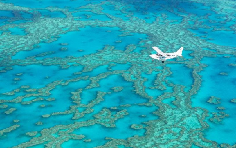 scenic flight Whitsundays heart reef