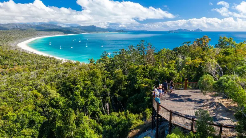 viewpoint whitehaven beach