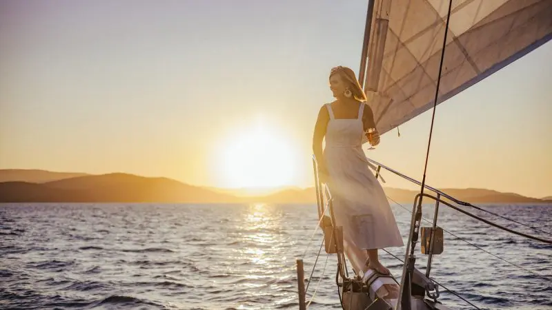 6653dcf649a2a_8820_ladyenid57med-2