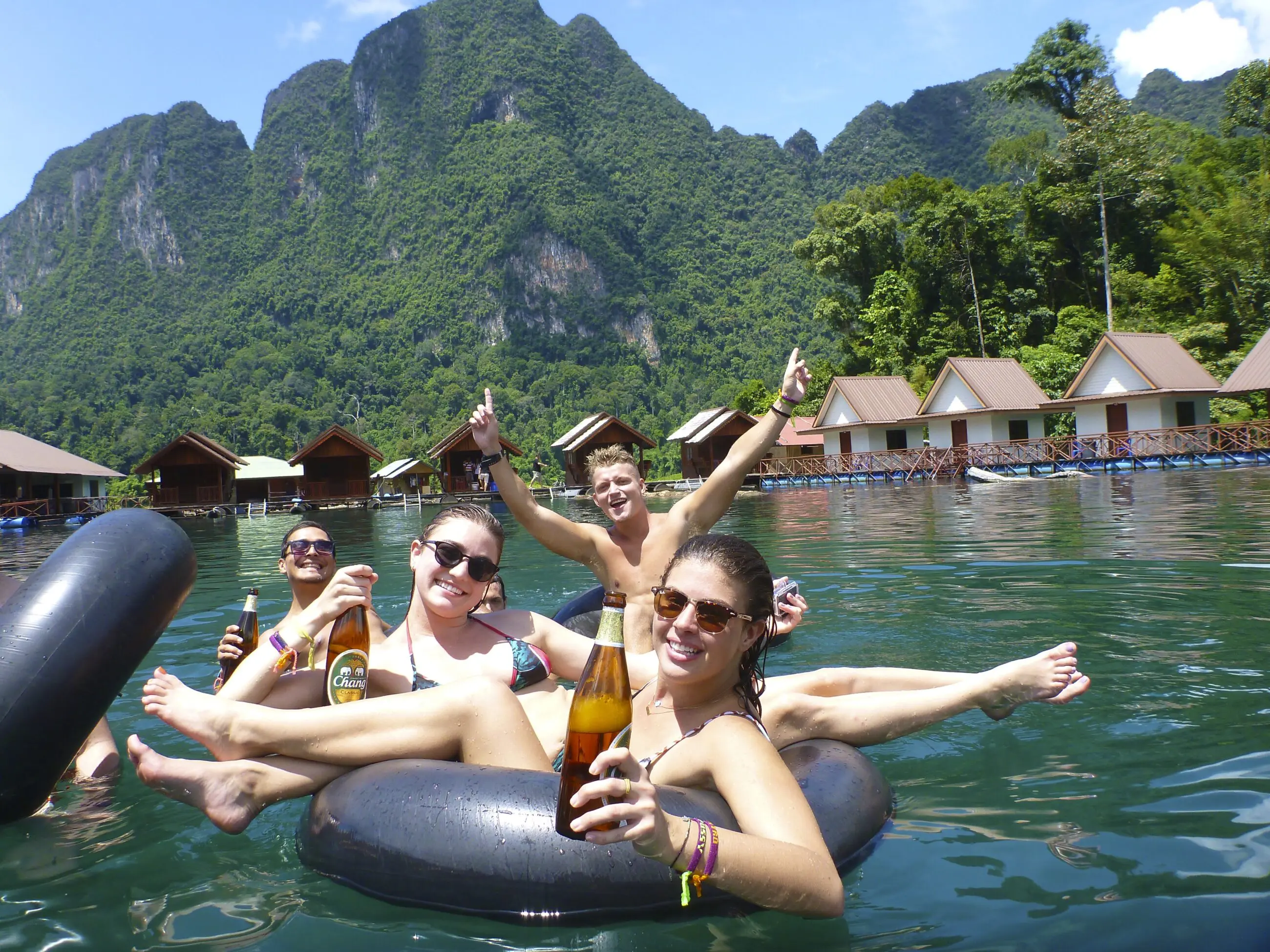 5590d7b618cc4_1588_thaintro-day-4-khao-soks-cheers-2