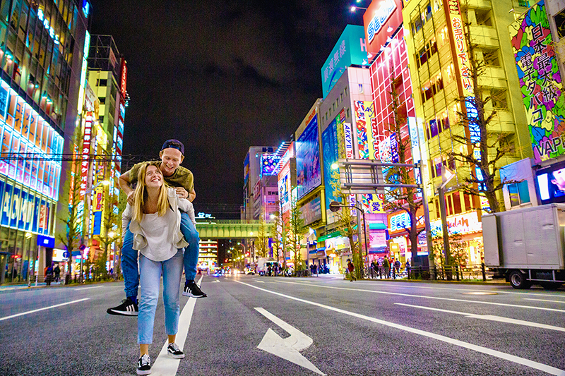 645342696a0c7_1588_japan-tokyo-akihabara