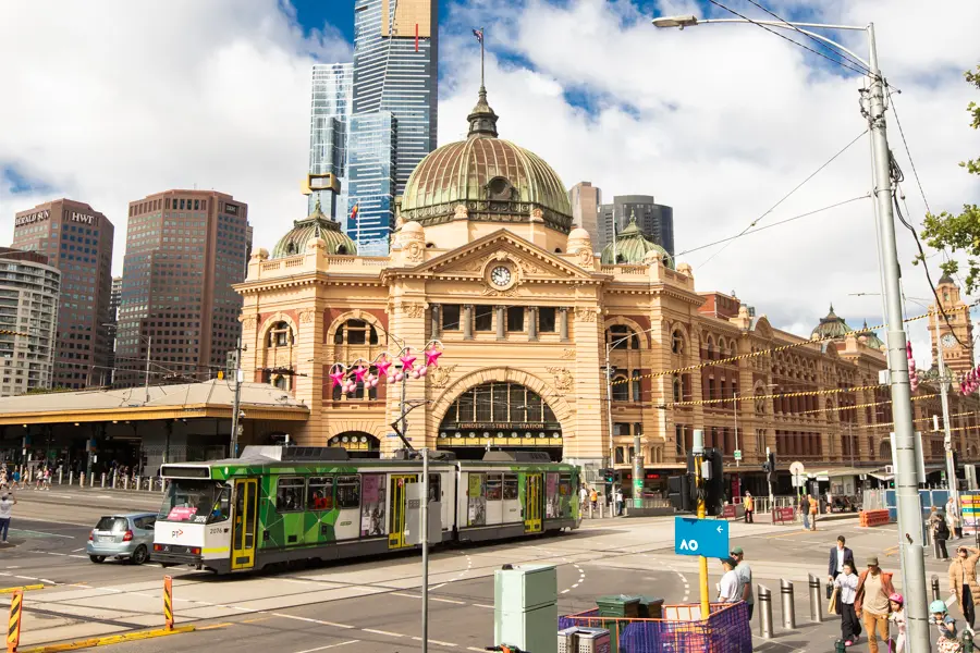 6a559a7cf11b2_6650_melbourne-jg-jan24-900x600-5-1