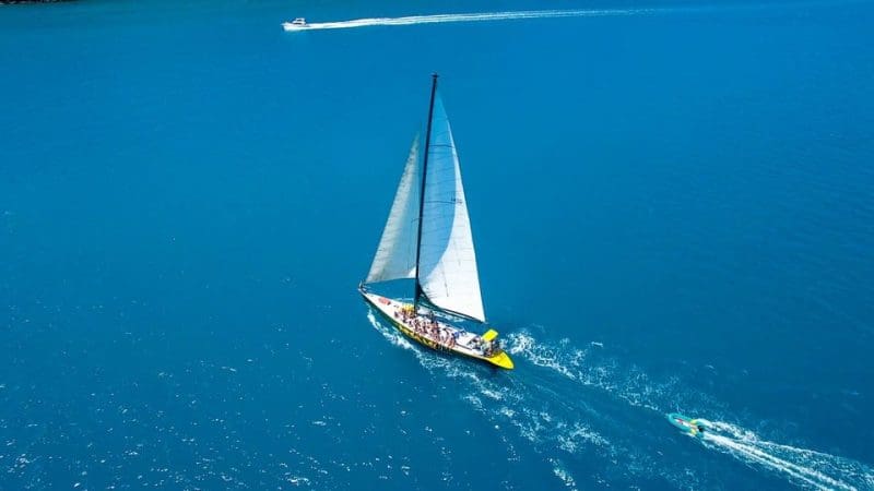 sailing boat at Whitsundays