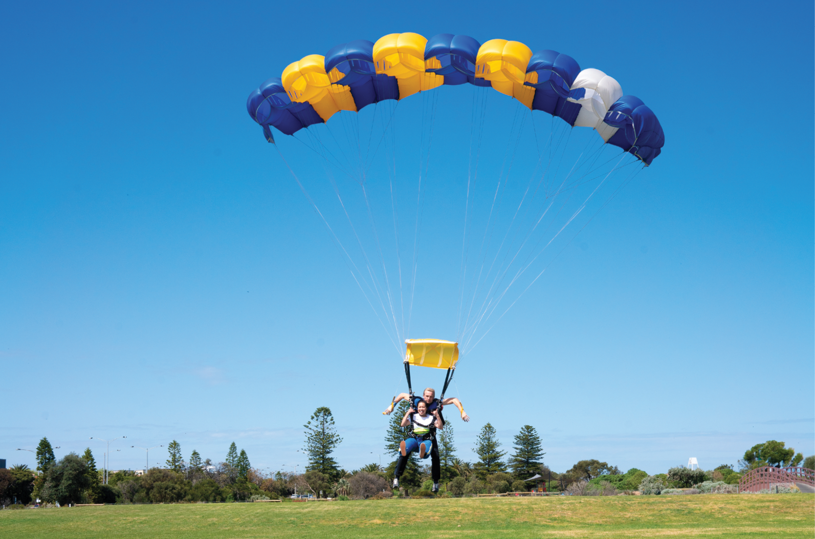 60a33cdc8400d_2299_skydivewtmelb3-1