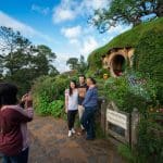 665550223bfb5_4205_hobbitonmovieset171200px