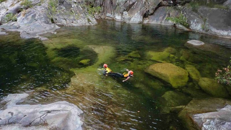 6867686b4e996_8852_behana-emerald-pools-3